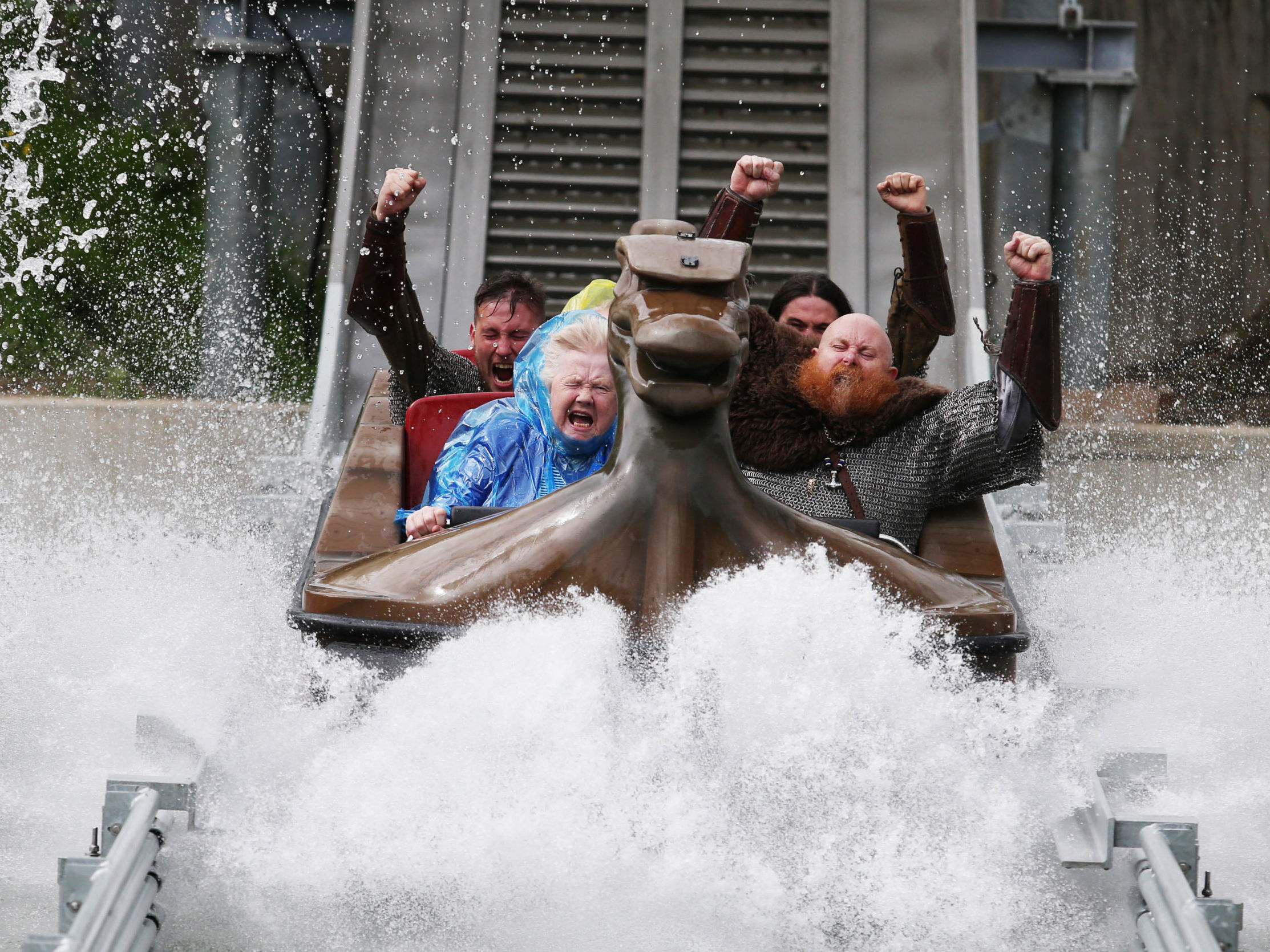 Interlink New Ride : Superflume Viking Voyage at Tayto Park Splash