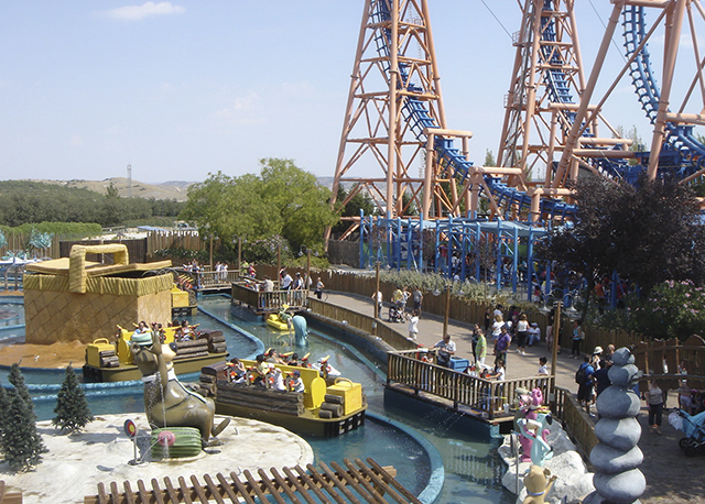 Interlink New Ride : Water Battle Oso Yogui at Warner Park