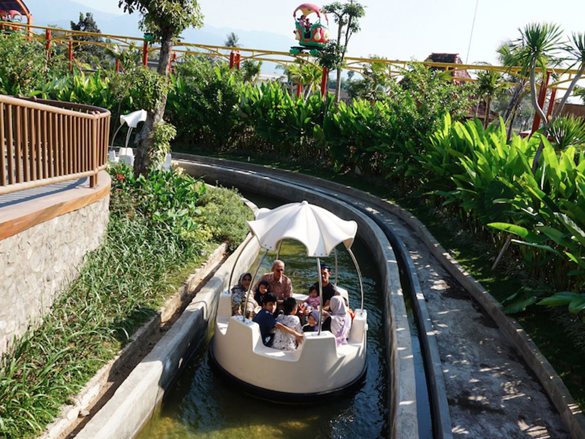 Interlink New Ride : Spin Boat Floating Mushroom at Saloka Park