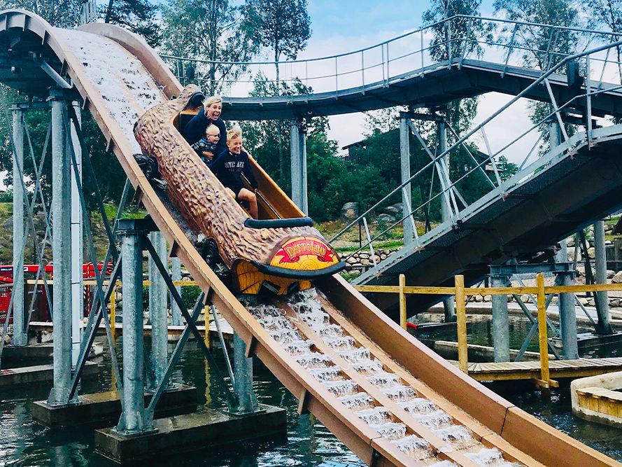 Interlink New Ride : Log Flume Silverforsen at Daftoland Park 2